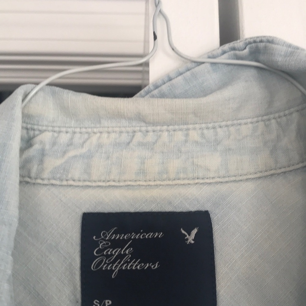 American Eagle Chambray Button Down - image 4